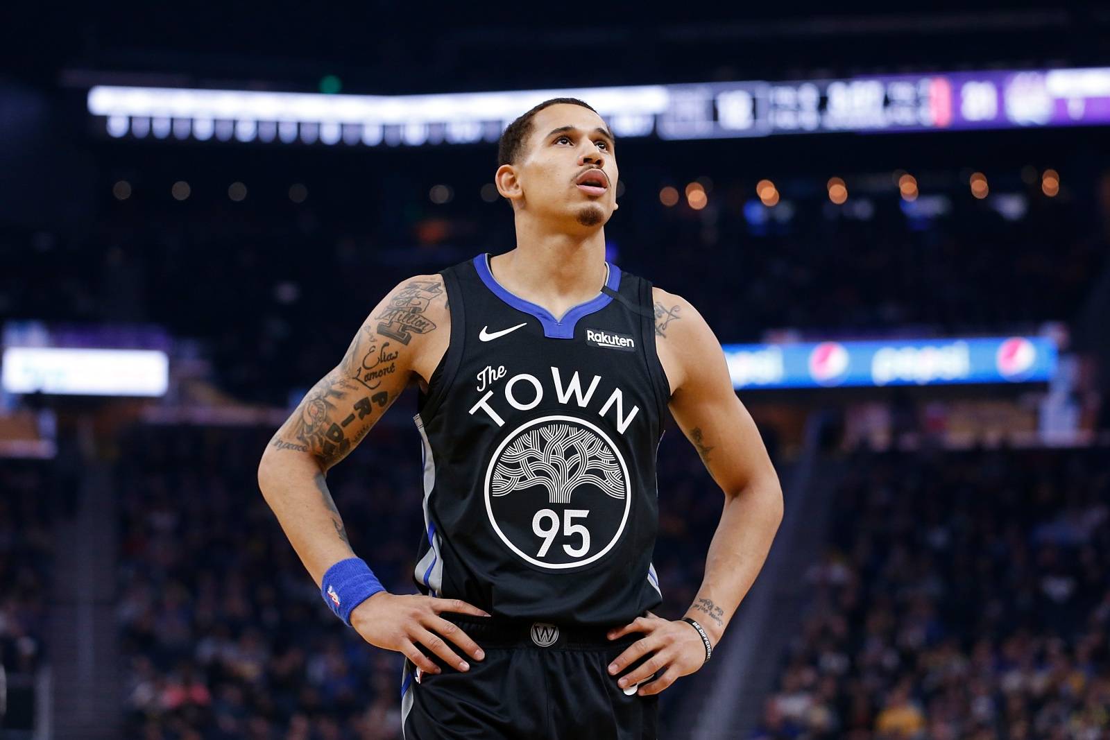 目前在转会 目前在转会