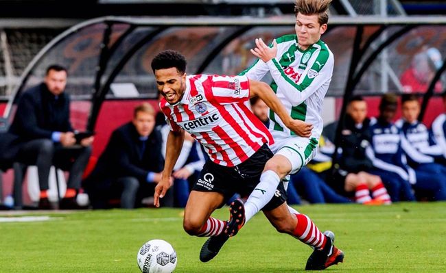 的射门与前 的射门与前